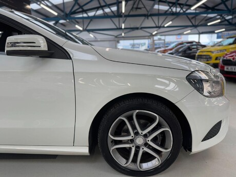 Mercedes-Benz A Class 1.5 A180 CDI Sport Euro 5 (s/s) 5dr 17