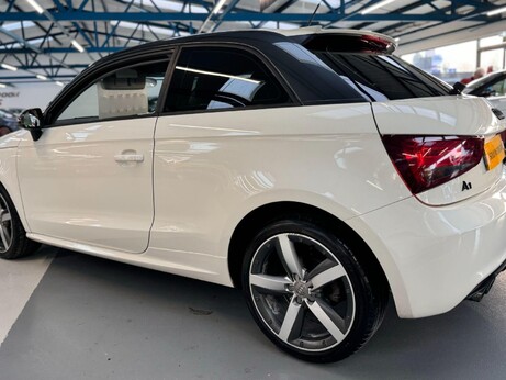 Audi A1 1.4 TFSI Sport Euro 5 (s/s) 3dr 14