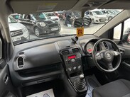 Suzuki Splash 1.0 12V SZ2 Euro 5 5dr 38