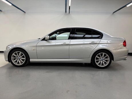 BMW 3 Series 3.0 325i SE Steptronic Euro 5 4dr 8