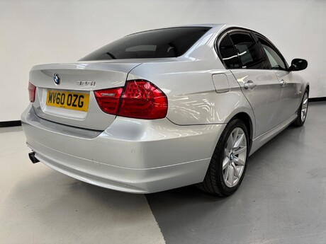 BMW 3 Series 3.0 325i SE Steptronic Euro 5 4dr 30