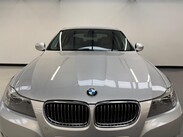 BMW 3 Series 3.0 325i SE Steptronic Euro 5 4dr 48