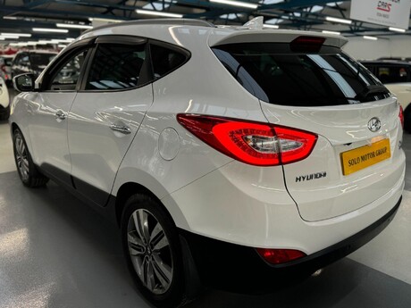 Hyundai ix35 1.7 CRDi Premium Euro 5 (s/s) 5dr 12