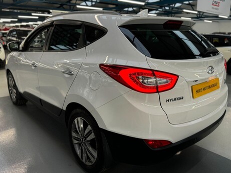 Hyundai ix35 1.7 CRDi Premium Euro 5 (s/s) 5dr 8