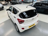 Hyundai i10 1.0 S Euro 5 5dr 9