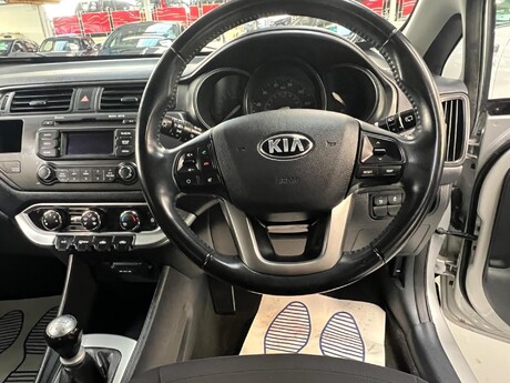 Kia Rio 1.25 VR7 Euro 5 5dr 27