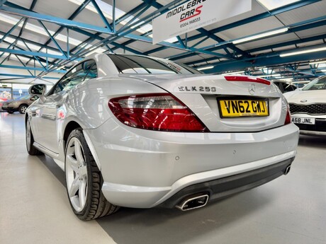 Mercedes-Benz SLK 1.8 SLK250 BlueEfficiency AMG Sport G-Tronic+ Euro 5 (s/s) 2dr 9