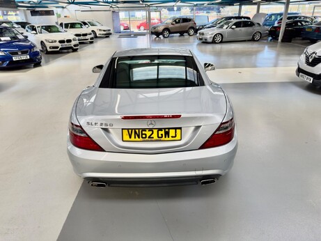 Mercedes-Benz SLK 1.8 SLK250 BlueEfficiency AMG Sport G-Tronic+ Euro 5 (s/s) 2dr 9