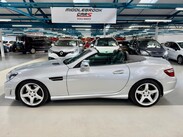 Mercedes-Benz SLK 1.8 SLK250 BlueEfficiency AMG Sport G-Tronic+ Euro 5 (s/s) 2dr 23
