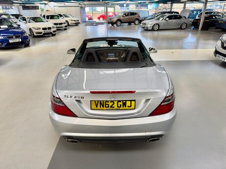 Mercedes-Benz SLK 1.8 SLK250 BlueEfficiency AMG Sport G-Tronic+ Euro 5 (s/s) 2dr 23