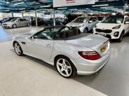 Mercedes-Benz SLK 1.8 SLK250 BlueEfficiency AMG Sport G-Tronic+ Euro 5 (s/s) 2dr 28
