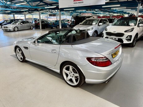 Mercedes-Benz SLK 1.8 SLK250 BlueEfficiency AMG Sport G-Tronic+ Euro 5 (s/s) 2dr 28