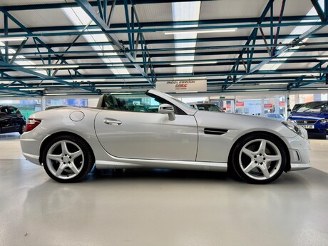 Mercedes-Benz SLK 1.8 SLK250 BlueEfficiency AMG Sport G-Tronic+ Euro 5 (s/s) 2dr 31