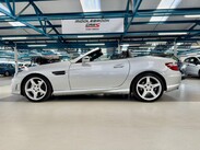 Mercedes-Benz SLK 1.8 SLK250 BlueEfficiency AMG Sport G-Tronic+ Euro 5 (s/s) 2dr 37