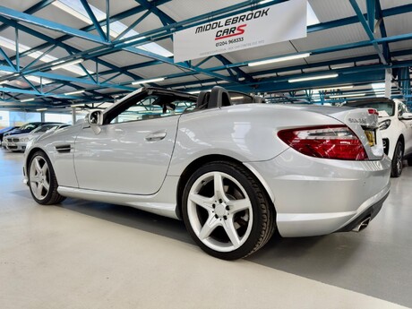 Mercedes-Benz SLK 1.8 SLK250 BlueEfficiency AMG Sport G-Tronic+ Euro 5 (s/s) 2dr 40