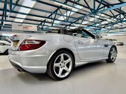 Mercedes-Benz SLK 1.8 SLK250 BlueEfficiency AMG Sport G-Tronic+ Euro 5 (s/s) 2dr 41
