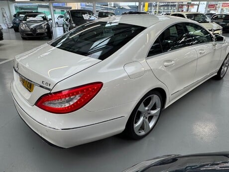 Mercedes-Benz CLS 3.0 CLS350 CDI V6 Coupe G-Tronic+ Euro 5 (s/s) 4dr 8