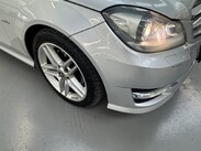 Mercedes-Benz C Class 2.1 C220 CDI BlueEfficiency Sport Edition 125 G-Tronic+ Euro 5 (s/s) 4dr 4