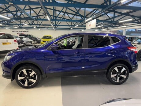 Nissan Qashqai 1.5 dCi N-Connecta 2WD Euro 6 (s/s) 5dr 17