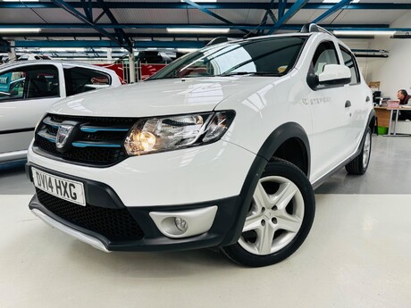 Dacia Sandero Stepway 0.9 TCe Laureate Euro 5 5dr 2