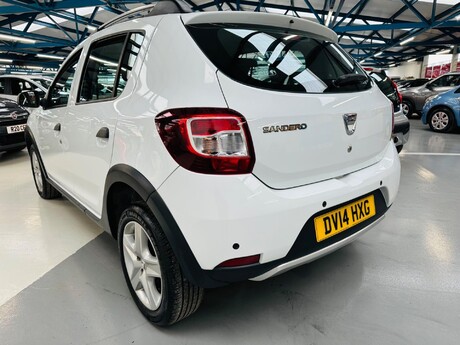 Dacia Sandero Stepway 0.9 TCe Laureate Euro 5 5dr 6