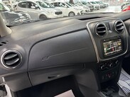 Dacia Sandero Stepway 0.9 TCe Laureate Euro 5 5dr 55