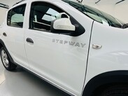 Dacia Sandero Stepway 0.9 TCe Laureate Euro 5 5dr 62