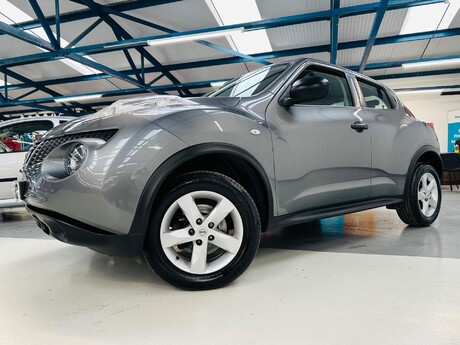 Nissan Juke 1.6 Visia Euro 5 5dr 4