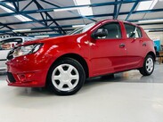 Dacia Sandero 1.2 Ambiance Euro 6 5dr 4