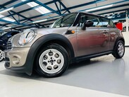 Mini Hatch 1.6 Cooper Euro 5 (s/s) 3dr 4