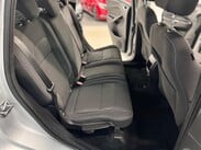 Ford Kuga 1.5 TDCi Zetec Euro 6 (s/s) 5dr 29