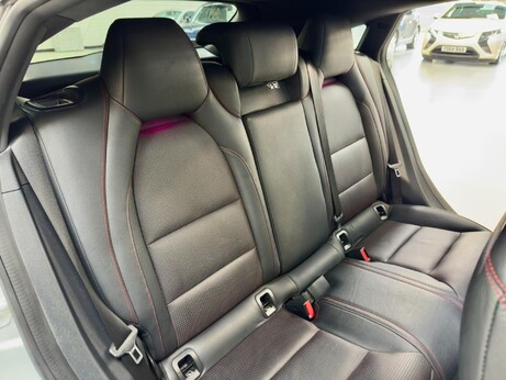 Mercedes-Benz CLA Class 2.1 CLA220d AMG Line Shooting Brake 7G-DCT Euro 6 (s/s) 5dr 30