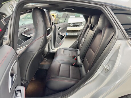 Mercedes-Benz CLA Class 2.1 CLA220d AMG Line Shooting Brake 7G-DCT Euro 6 (s/s) 5dr 33