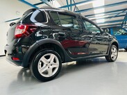 Dacia Sandero Stepway 0.9 TCe Laureate Euro 6 (s/s) 5dr 7