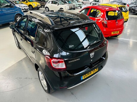 Dacia Sandero Stepway 0.9 TCe Laureate Euro 6 (s/s) 5dr 9