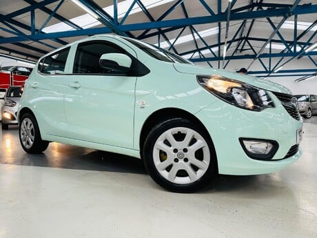 Vauxhall Viva 1.0i SE Euro 6 5dr 4