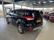 Ford Kuga 2.0 TDCi Titanium 2WD Euro 5 5dr 7