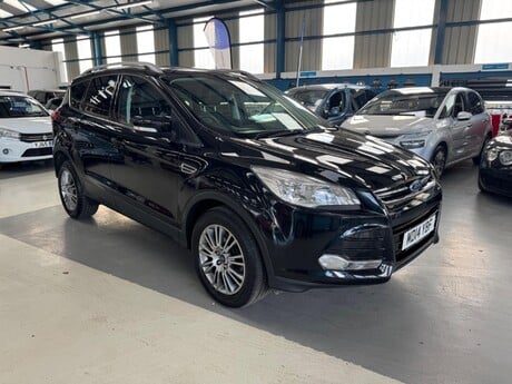 Ford Kuga 2.0 TDCi Titanium 2WD Euro 5 5dr 10