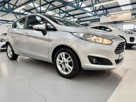 Ford Fiesta 1.25 Zetec Euro 5 5dr 11