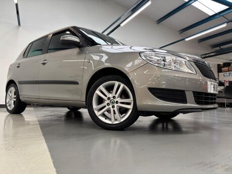 Skoda Fabia 1.2 SE Plus Euro 5 5dr 36