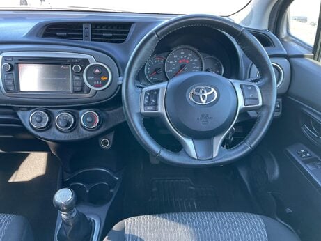 Toyota Yaris 1.33 Dual VVT-i TR Euro 5 5dr 46