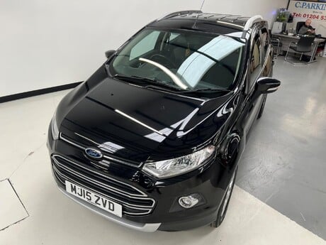 Ford Ecosport 1.5 TDCi Titanium 2WD Euro 5 5dr 3