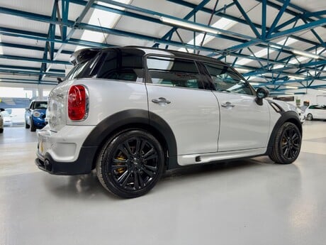 Mini Countryman 1.6 Cooper S ALL4 Euro 5 (s/s) 5dr 17