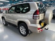 Toyota Land Cruiser 3.0 D-4D LC3 3dr 6