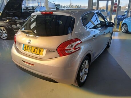 Peugeot 208 1.4 VTi Allure Euro 5 5dr 5