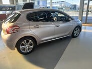 Peugeot 208 1.4 VTi Allure Euro 5 5dr 6