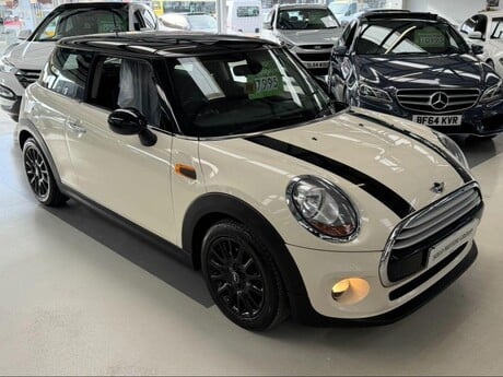 Mini Hatch 1.5 Cooper Auto Euro 6 (s/s) 3dr 99