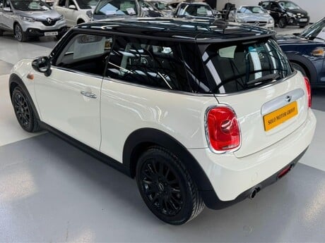 Mini Hatch 1.5 Cooper Auto Euro 6 (s/s) 3dr 100