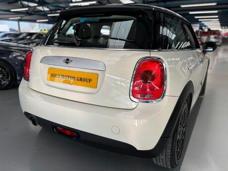 Mini Hatch 1.5 Cooper Auto Euro 6 (s/s) 3dr 16