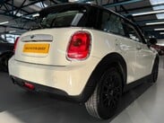 Mini Hatch 1.5 Cooper Auto Euro 6 (s/s) 3dr 90